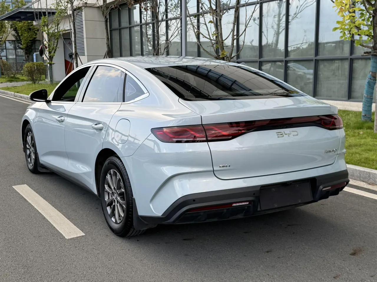 BYD 2024 Qin L DM-i 1.5 stepless 80KM leading automatic gear 6