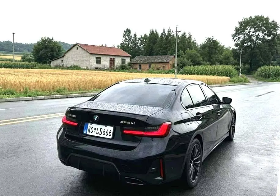 BMW 3 Series 2024 325Li 2.0T M Sports Obsidian Night Suit Automatic Gear 6