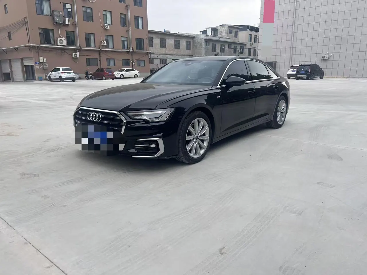 Audi 2023 A6L 2.0TFSI 45TFSI Selected Dynamic (Modified) Automatic Gear - View 1