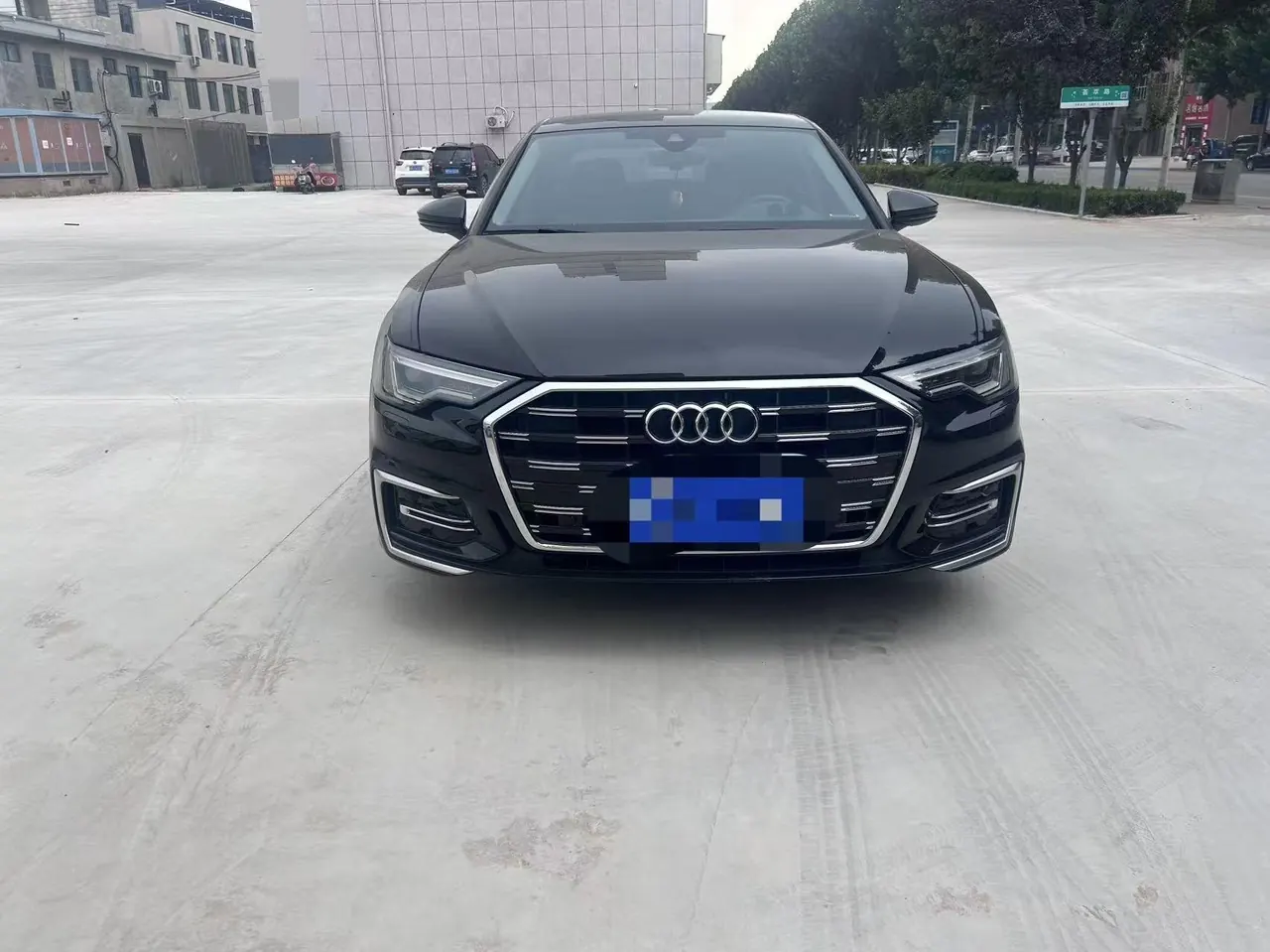 Audi 2023 A6L 2.0TFSI 45TFSI Selected Dynamic (Modified) Automatic Gear 2