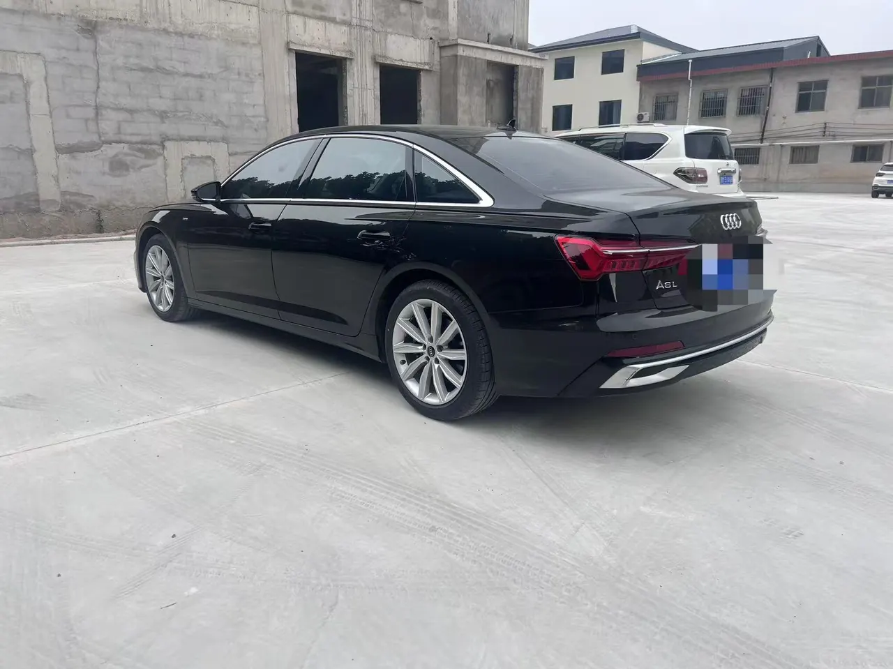 Audi 2023 A6L 2.0TFSI 45TFSI Selected Dynamic (Modified) Automatic Gear 6
