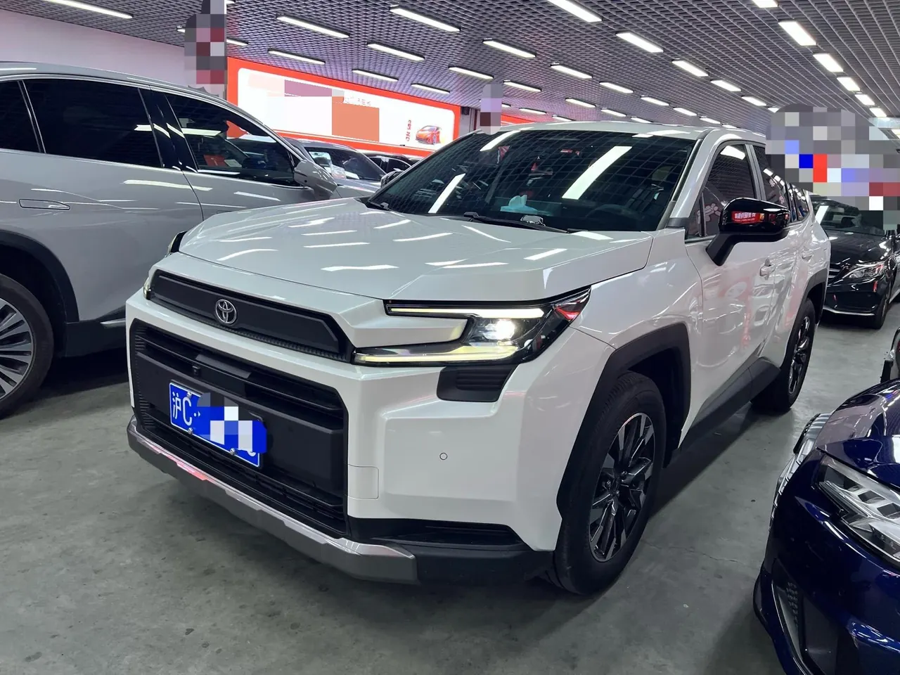 Toyota 2026 RAV4 Rongbo 2.0 Stepless Two-Drive Deluxe Automatic Gear - View 1