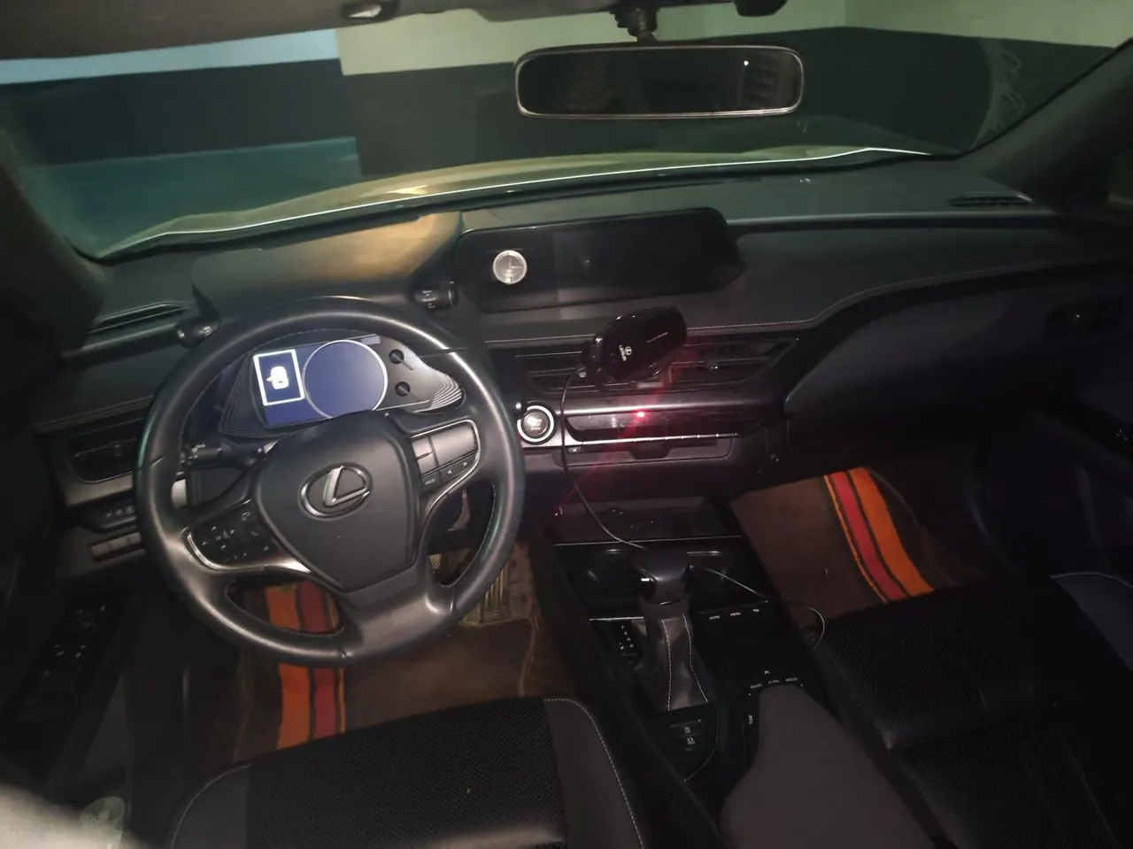 Lexus UX (Imported) 2020 UX200 2.0 Stepless Special Edition Automatic Gear 4