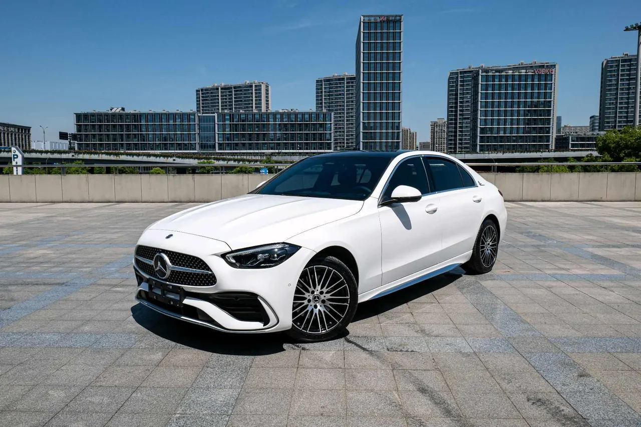 Mercedes Benz Class C 2024 C 260 L 48V 1.5T Sports Edition (Modified 3) Automatic Gear - View 1