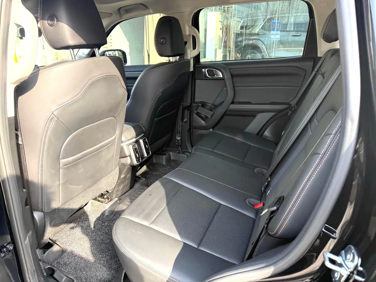 Haval 2026 big dog 2.0T Chinese garden dog version automatic gear 4
