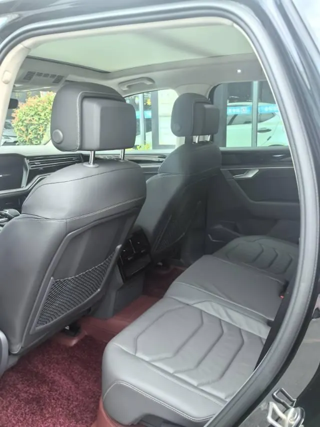Volkswagen Touareg (Imported) 2026 Touareg 3.0TSI Sharp Edition Obsidian Black Sports Suit Automatic Gear 4
