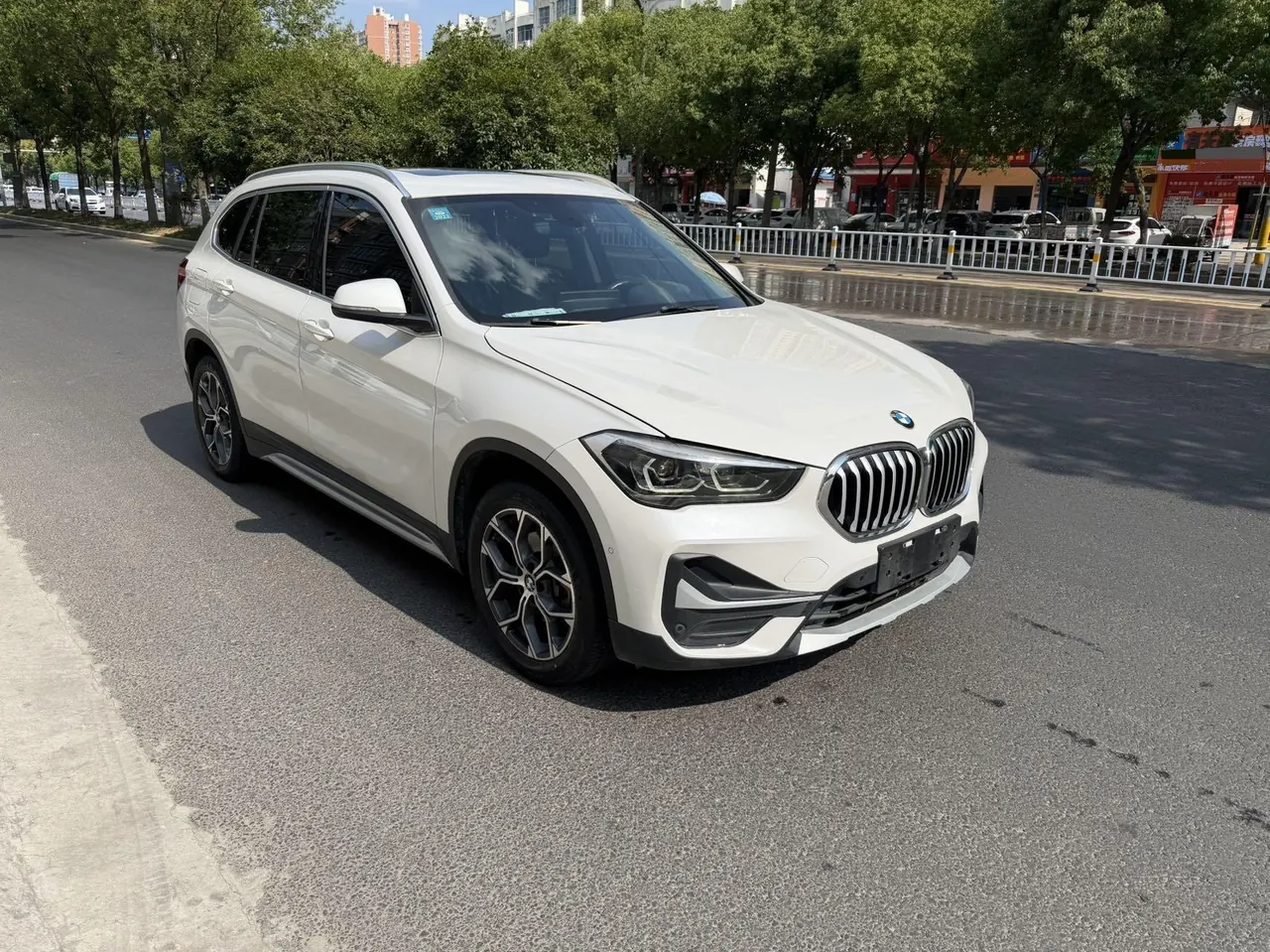BMW 2020 X1 sDrive20Li 1.5T exclusive automatic gear 2