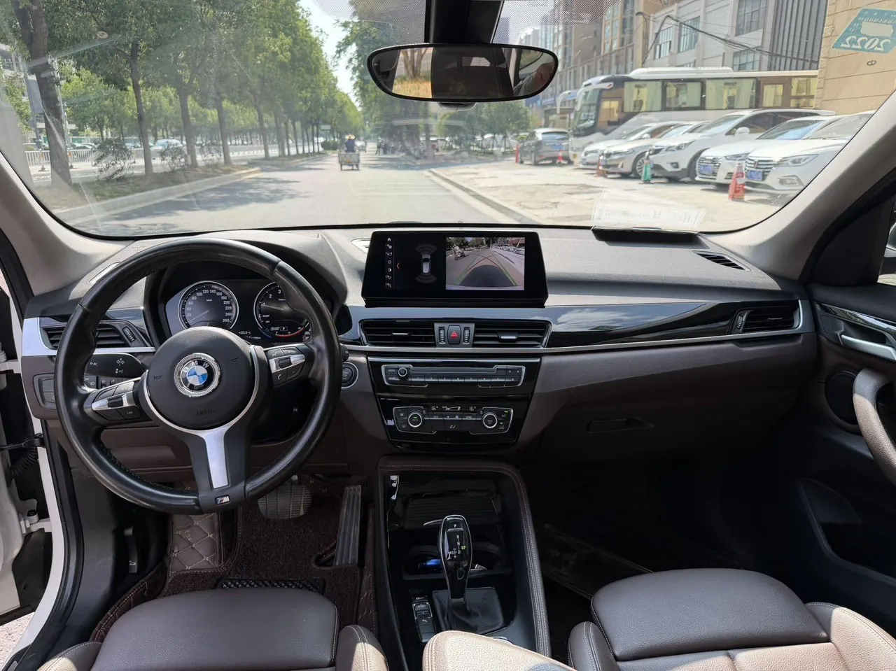 BMW 2020 X1 sDrive20Li 1.5T exclusive automatic gear 6