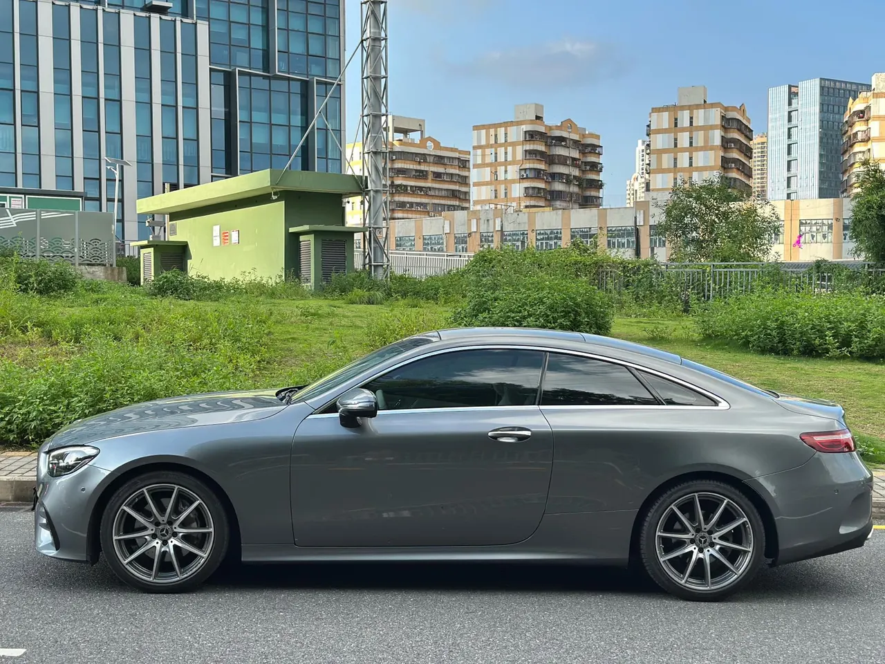 Mercedes Benz Class E (Imported) 2021 E 260 Coupe 48V 1.5T Automatic Gear 3