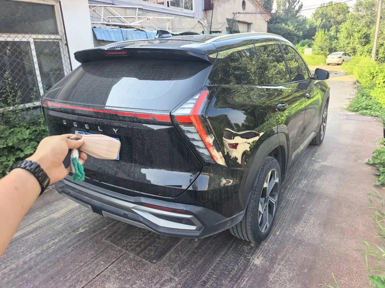 Geely 2023 Boyue L 1.5TD Honorable Automatic Transmission 4