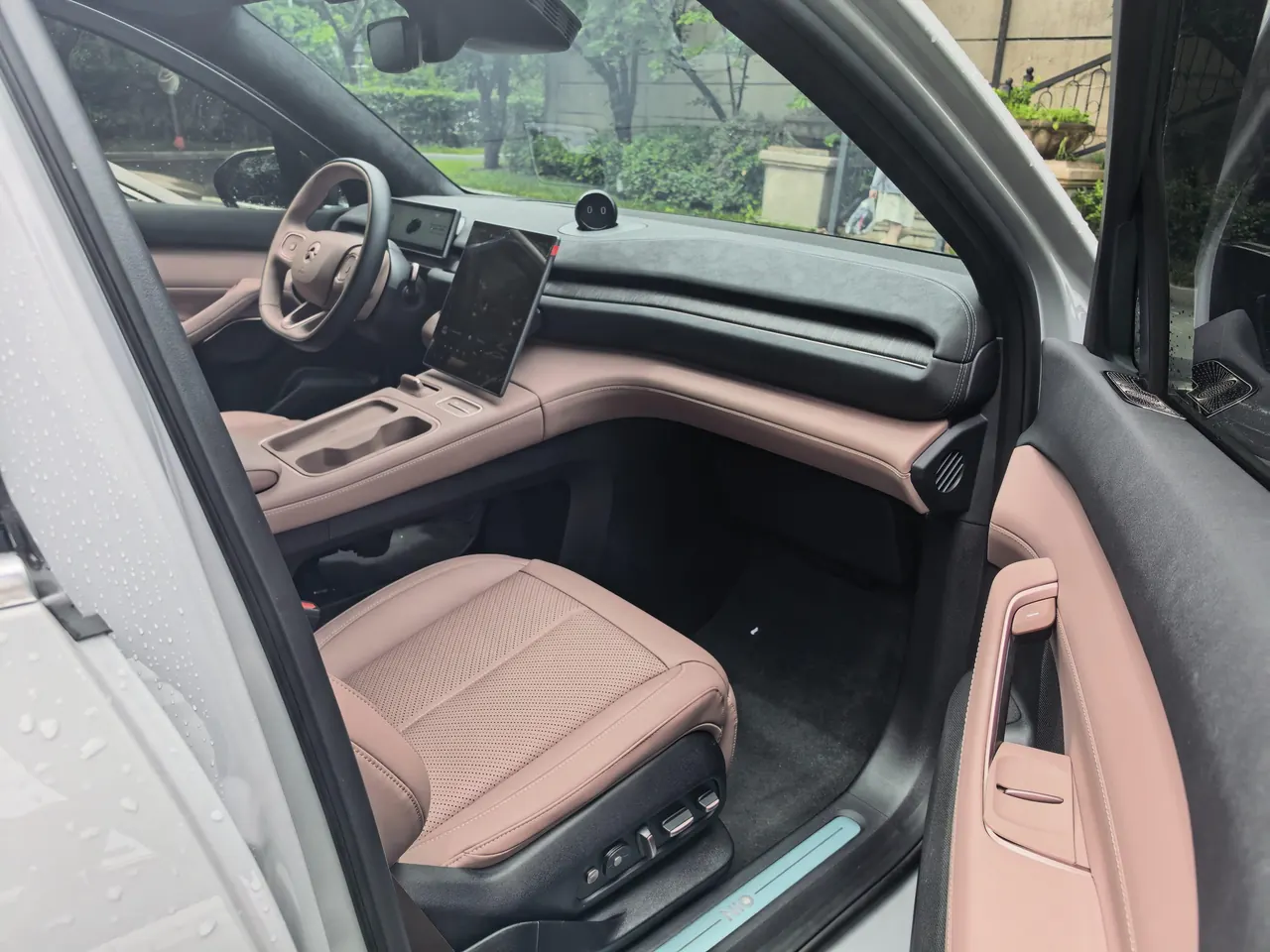 NIO 2024 EC6 75kWh automatic transmission 5