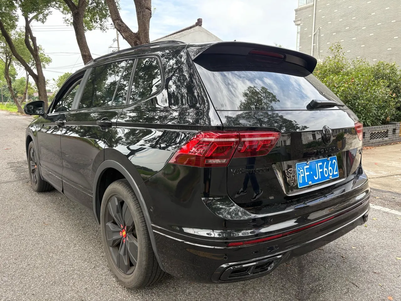 Volkswagen 2023 Tiguan L R-Line 2.0TSI 380TSI 4-wheel drive R-Line Yuexiang Edition 7-seat automatic gear 6