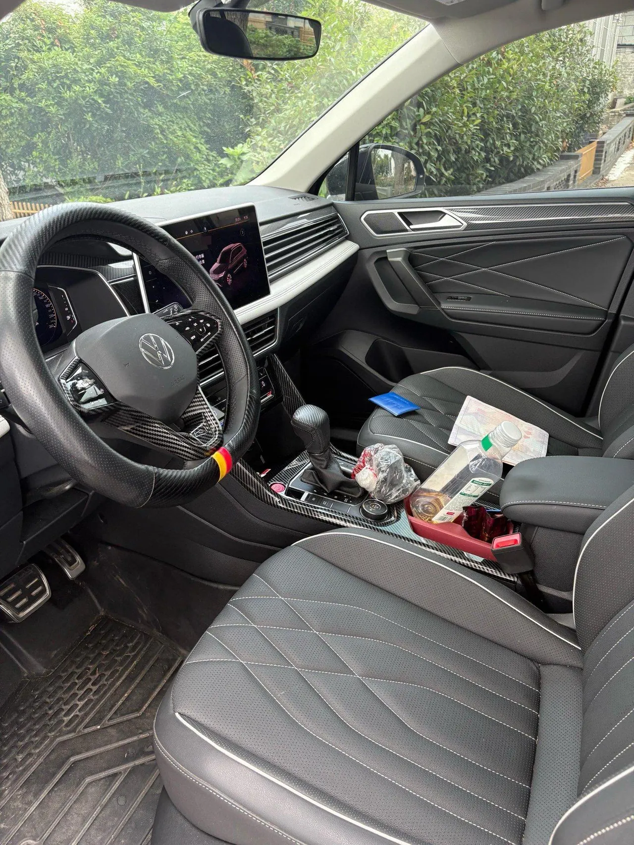 Volkswagen 2023 Tiguan L R-Line 2.0TSI 380TSI 4-wheel drive R-Line Yuexiang Edition 7-seat automatic gear 8