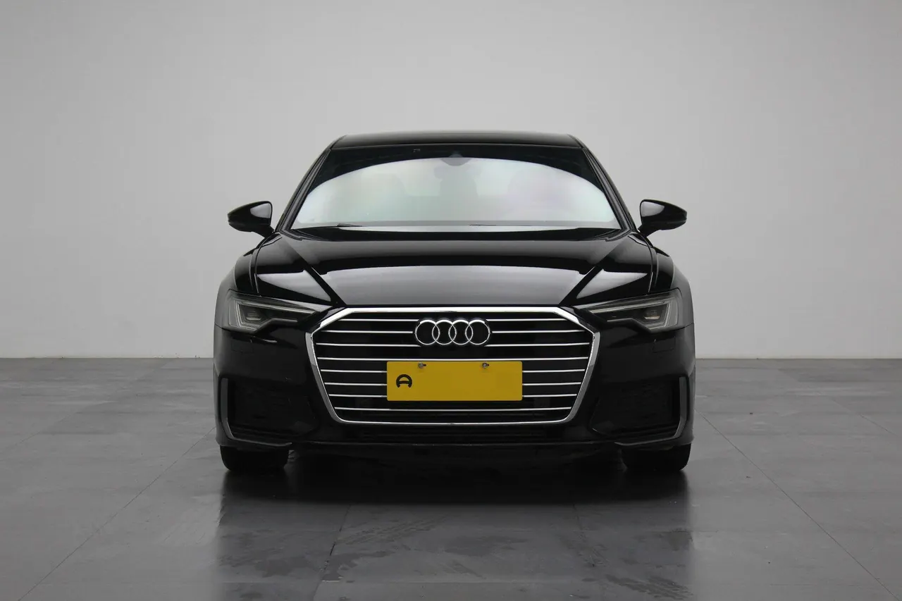 Audi 2021 A6L 2.0TFSI 40TFSI Deluxe Dynamic Automatic 2