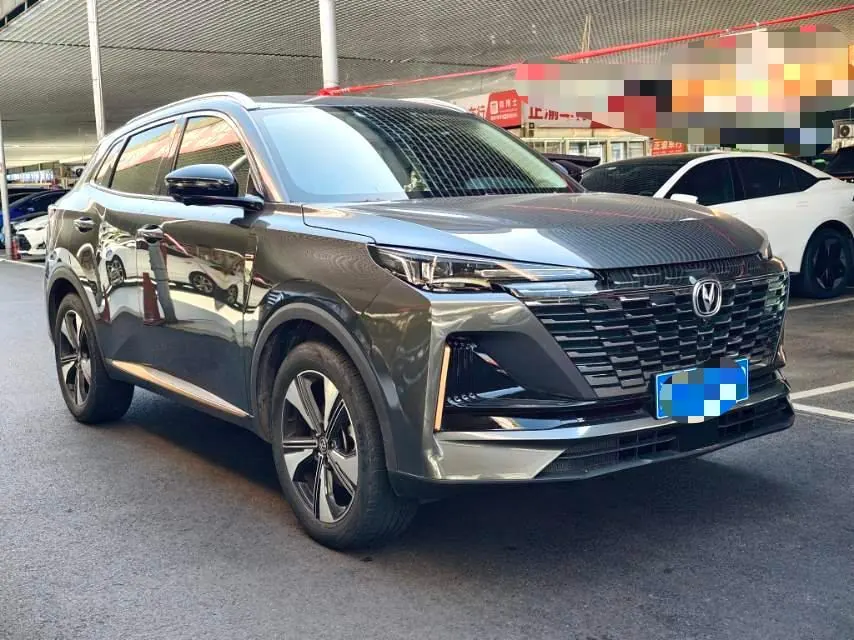 ChangAn 2022 CS55 PLUS 1.5T Luxury Automatic Gear 3