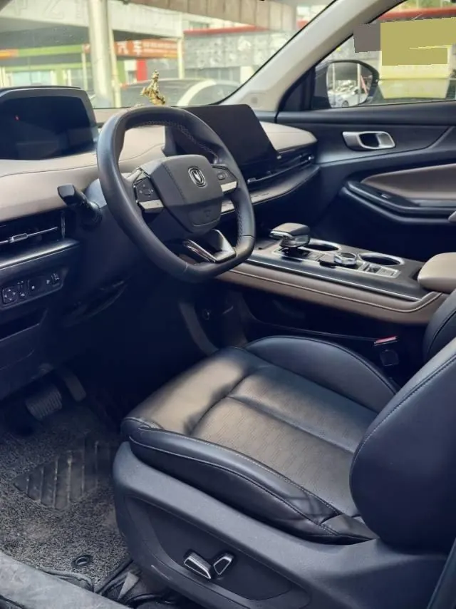ChangAn 2022 CS55 PLUS 1.5T Luxury Automatic Gear 6