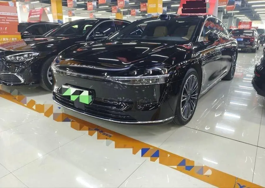 Open image lightbox: Luxeed 2026 S9 Ultra Rear Drive 53kWh Automatic
