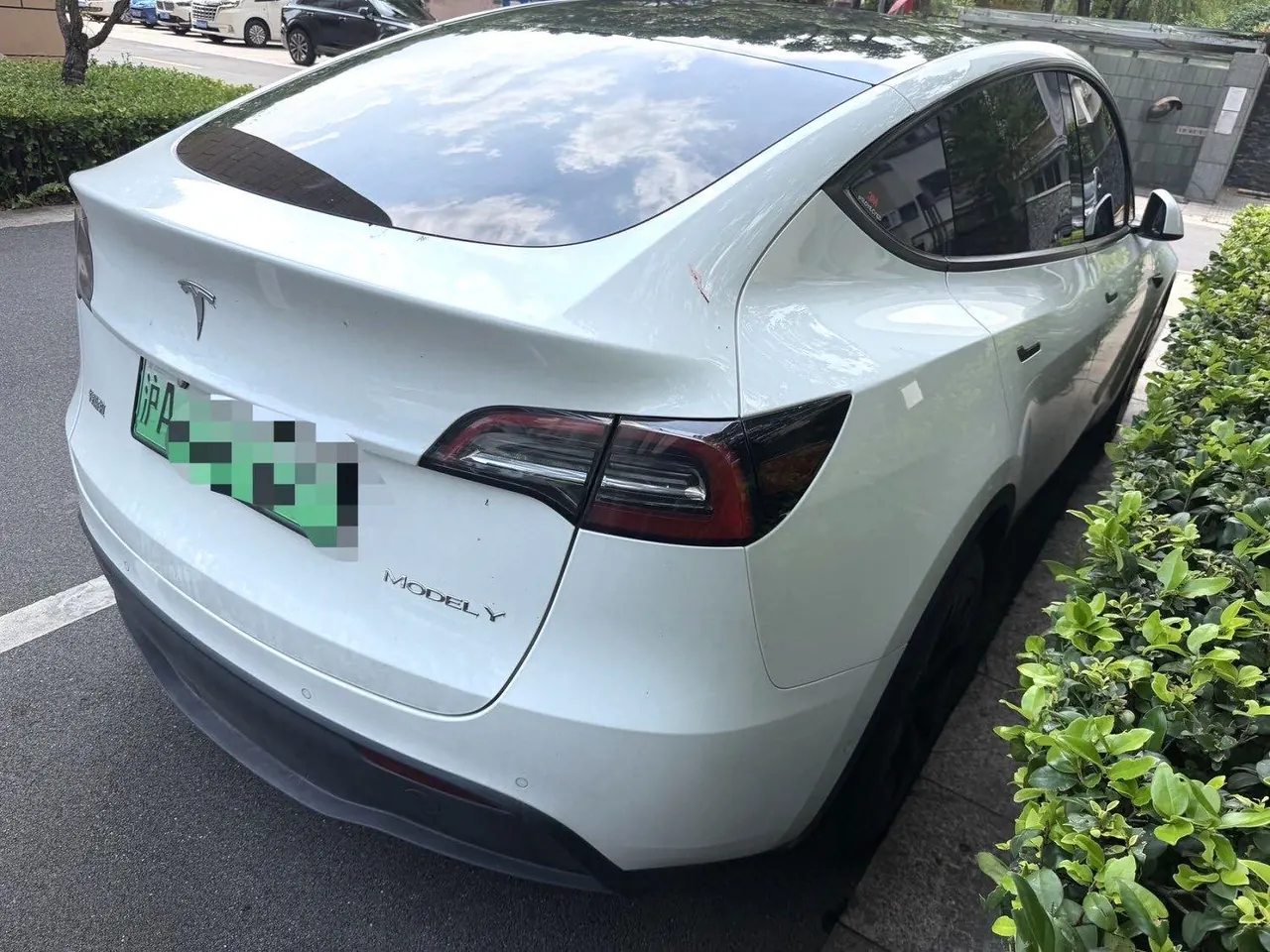 Tesla 2023 Model Y long endurance all-wheel drive version automatic transmission 2
