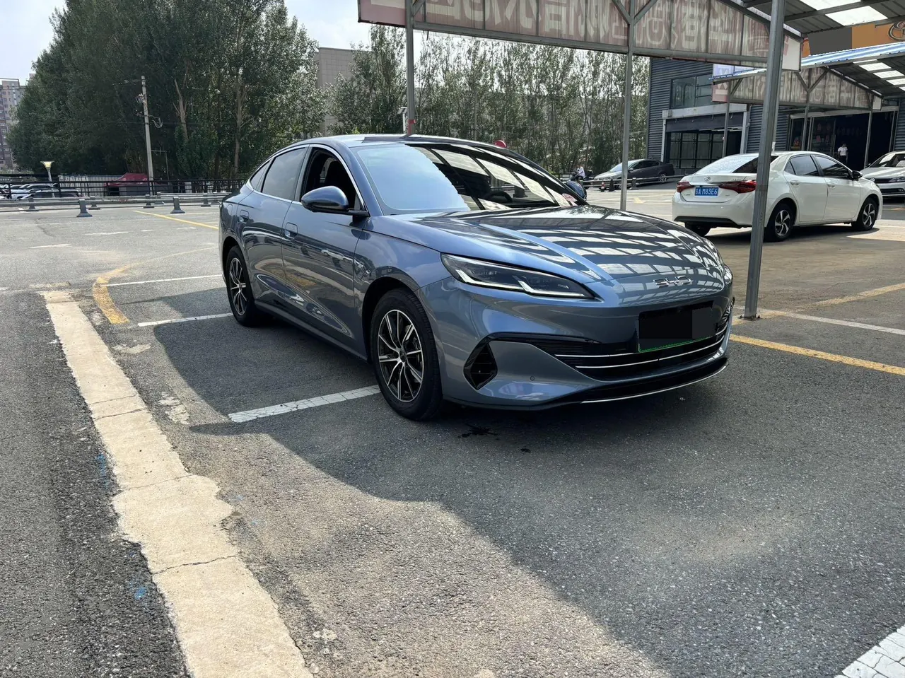 BYD 2025 seals 06 DM-i 1.5 stepless smart driving version 80KM noble automatic gear 2