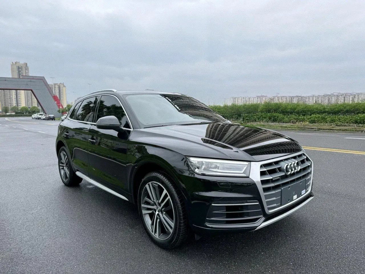 Audi 2020 Q5L 2.0TFSI 40TFSI enjoy aggressive automatic transmission 3