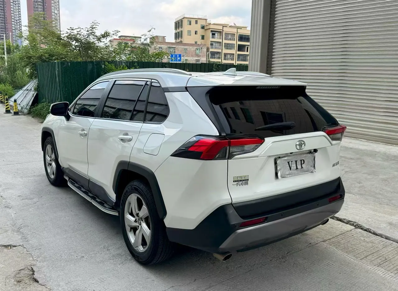 Toyota 2020 RAV4 Rongbo 2.0 Stepless Two-Drive Fashion Edition Automatic Gear 3