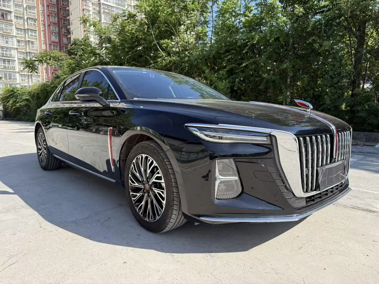 HongQi 2024 H5 2.0T Zhilian Qi Chang Edition Automatic Gear 2