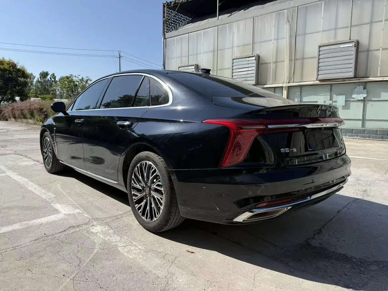 HongQi 2024 H5 2.0T Zhilian Qi Chang Edition Automatic Gear 4