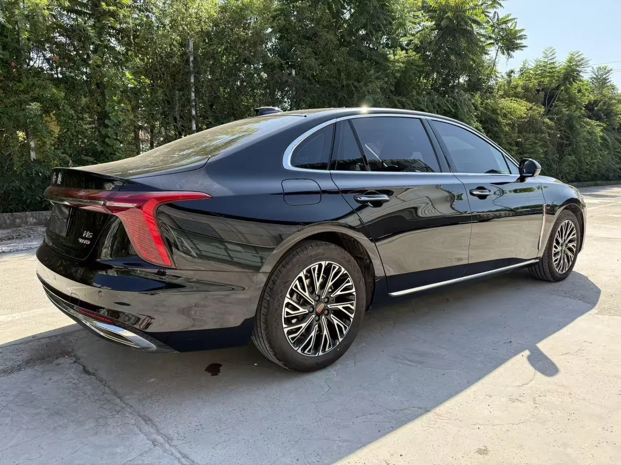 HongQi 2024 H5 2.0T Zhilian Qi Chang Edition Automatic Gear 6
