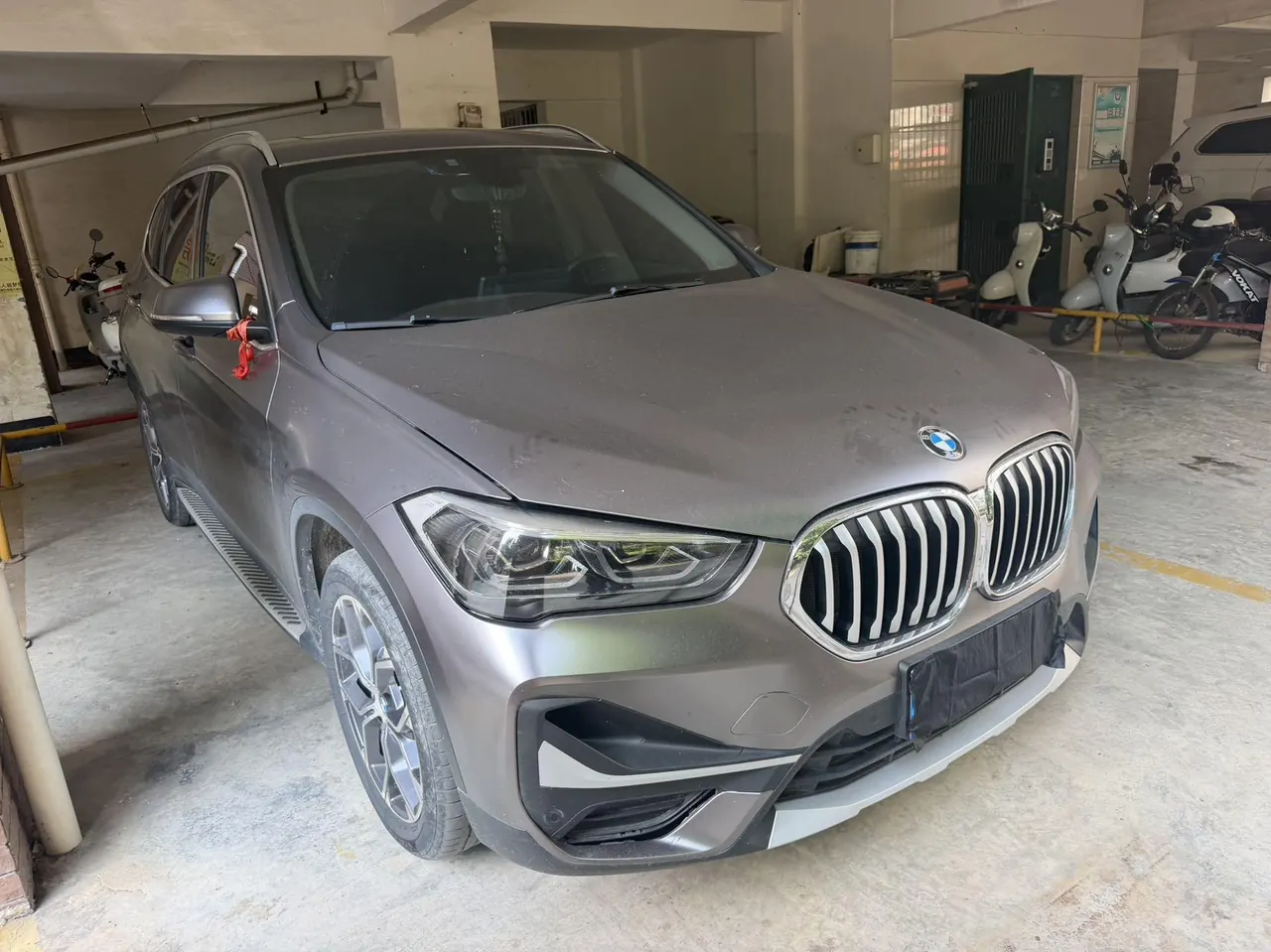 BMW 2022 X1 sDrive20Li 1.5T exclusive automatic gear 3