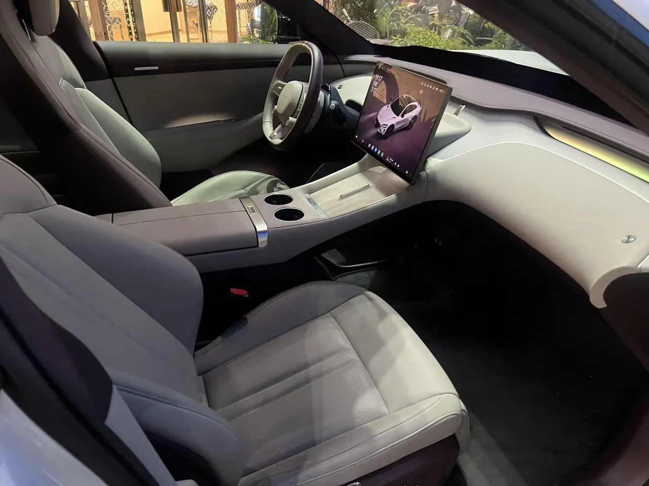 MI 2025 YU7 Long Endurance Rear Drive Automatic Gear 3