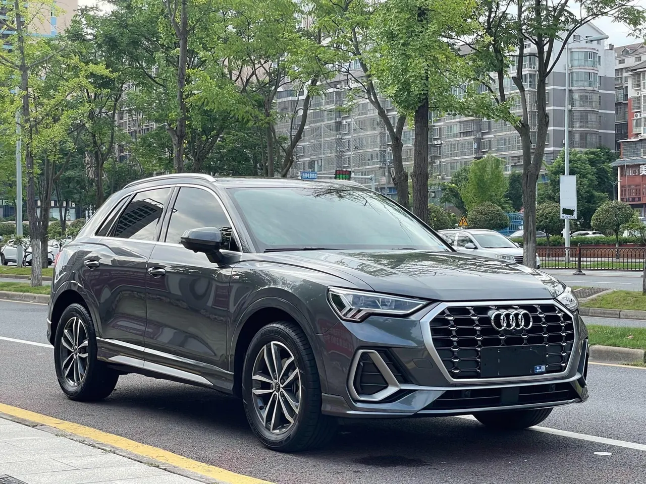 Audi 2022 Q3 1.4TFSI 35TFSI Aggressive Dynamic Automatic 3