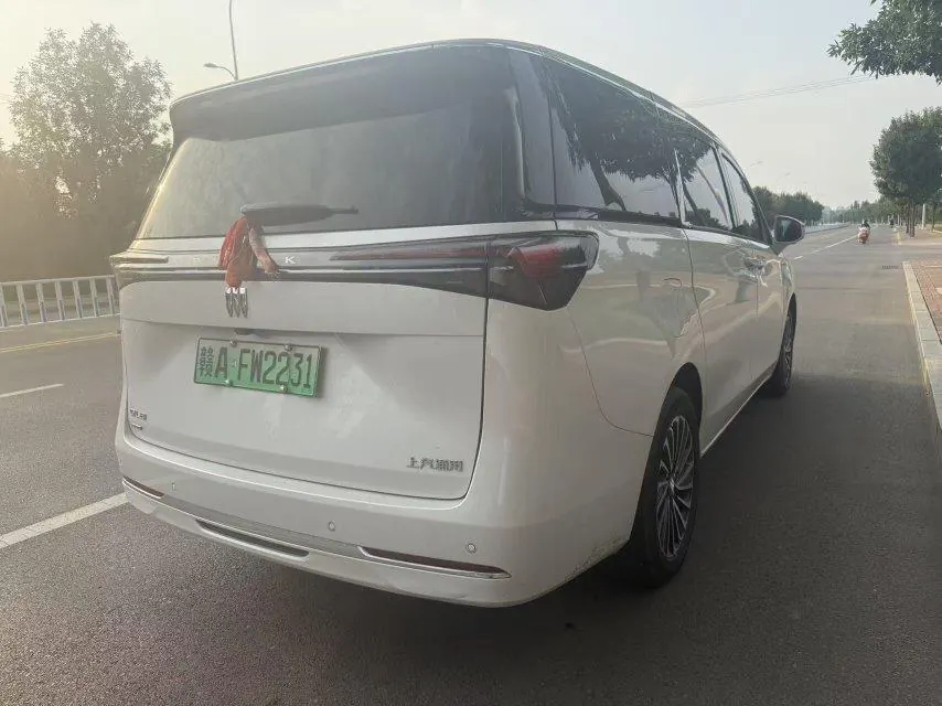 Buick 2025 GL8 Lu Shang 1.5T Smart Edition 7-seat Automatic Gear 2