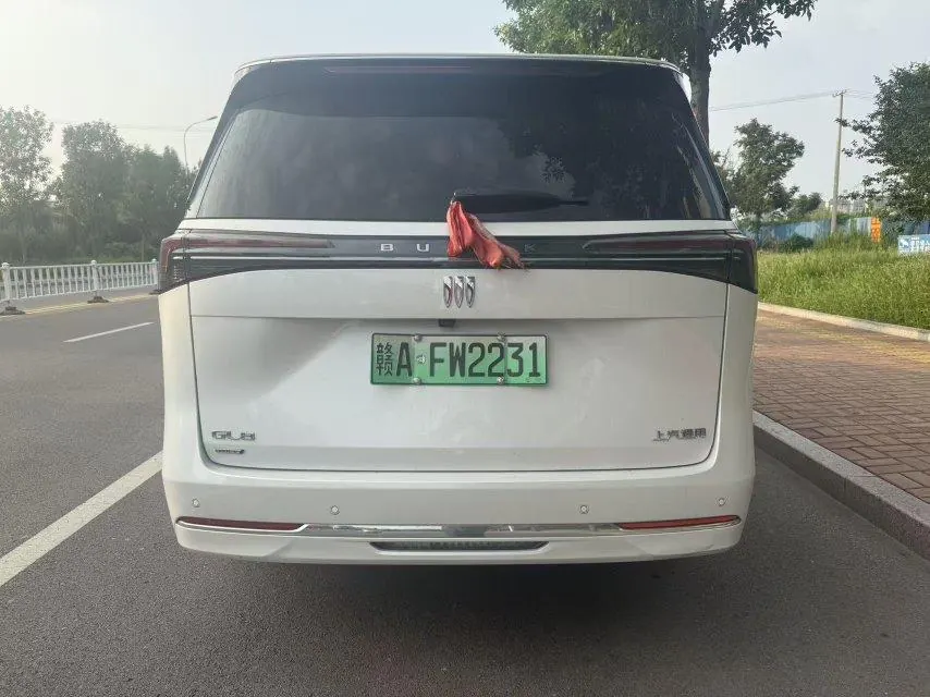 Buick 2025 GL8 Lu Shang 1.5T Smart Edition 7-seat Automatic Gear 3