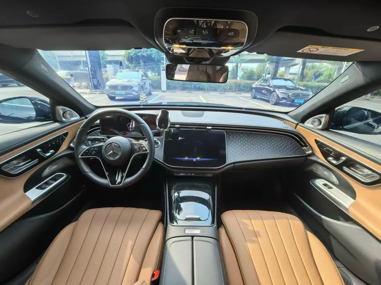 Mercedes Benz E Class 2025 E 260 L 48V 2.0T Automatic 4
