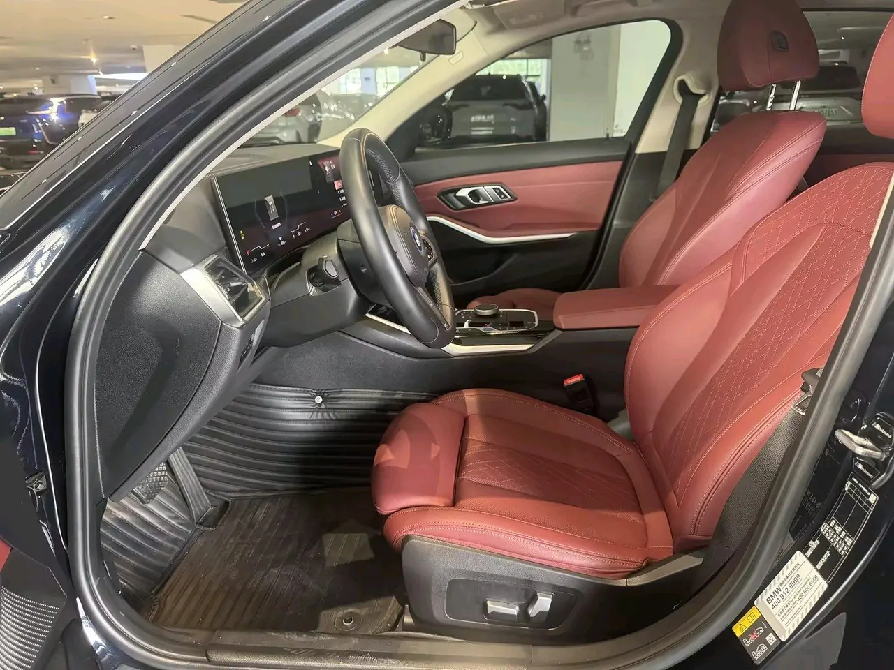 BMW 2022 i3 eDrive 35L automatic gear 4