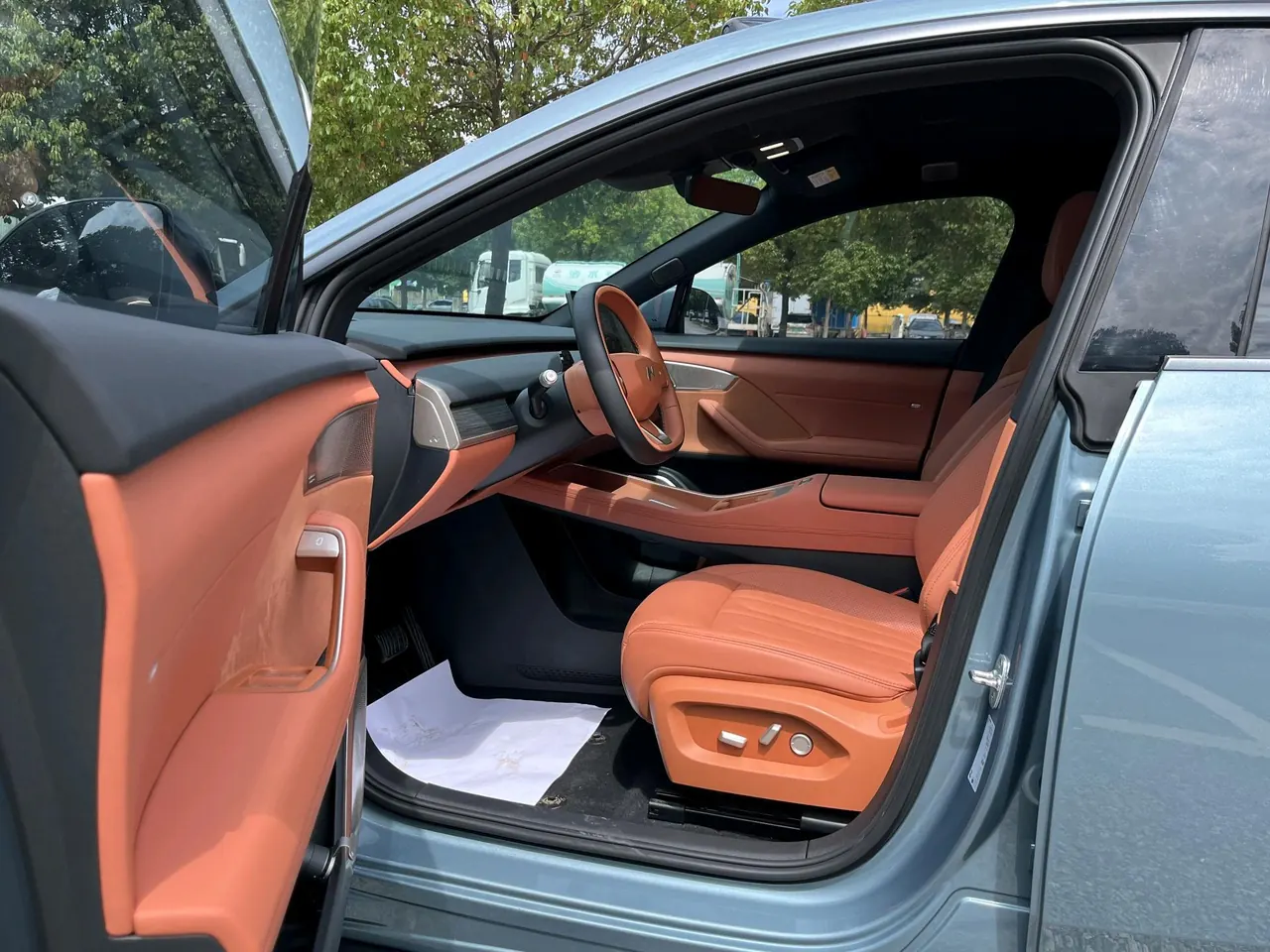 ONVO 2024 L60 60kwh four-wheel drive version of automatic gear 4