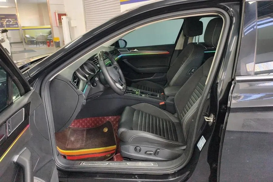 Volkswagen 2020 Magotan 2.0TSI 330TSI Leading Automatic 4