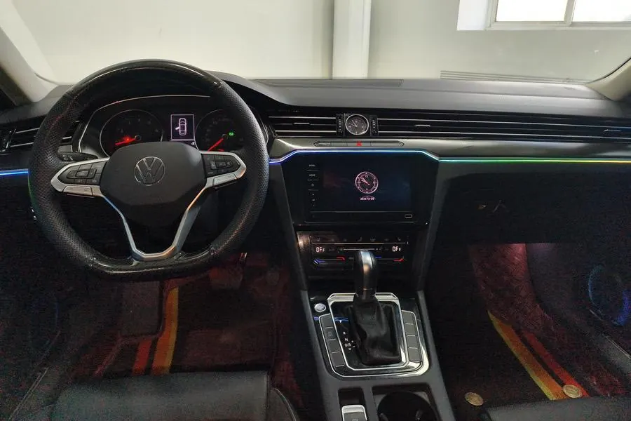 Volkswagen 2020 Magotan 2.0TSI 330TSI Leading Automatic 5