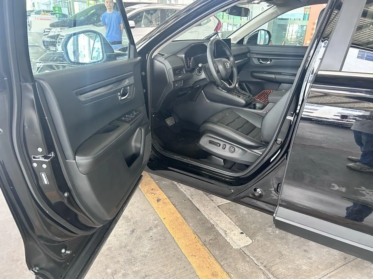 Honda 2026 CR-V 1.5T Stepless 240TURBO Global 30 Years Glory Two-Drive Front is still 5-seat Automatic Gear 3