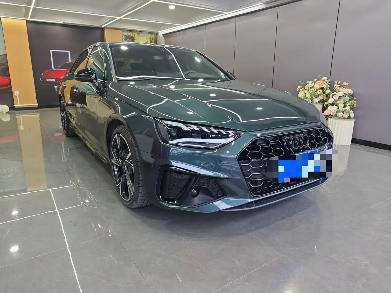 Audi 2024 A4L 2.0TFSI 40TFSI Quattro RS Kit Burning Speed Automatic 2