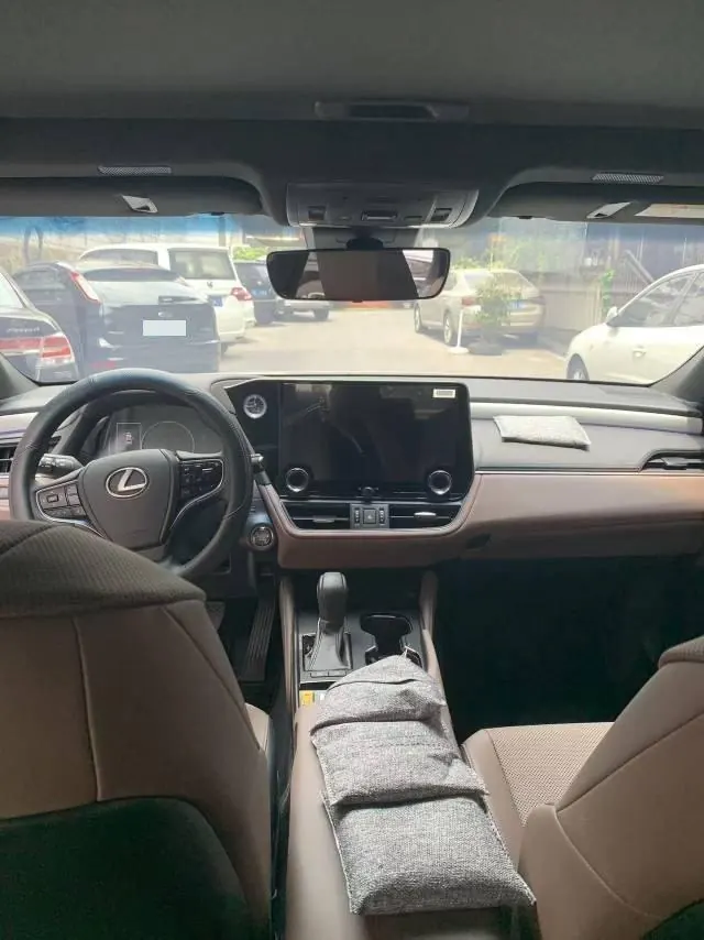 Lexus ES (Imported) 2025 ES200 2.0 Stepless Edition Automatic Gear 5