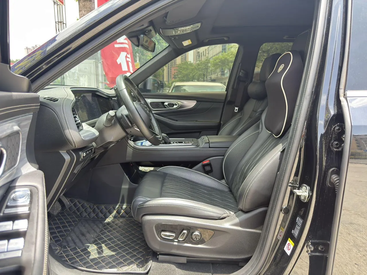 Chuanqi 2022 GS8 2.0TGDI Two-Drive Deluxe Zhilian Edition Six-seat Automatic Gear 3