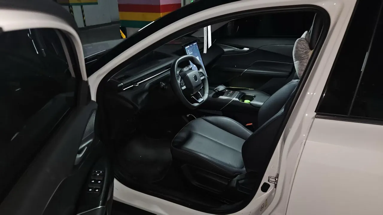 ChangAn 2025 Yidong 1.5T Blue Whale 500Bar Honorable Automatic Gear 2