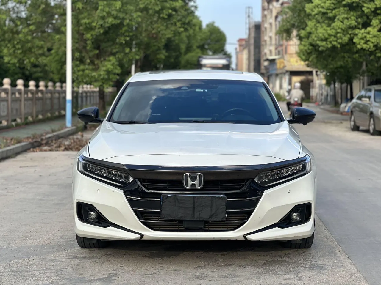 Honda 2022 10th Generation Accord 1.5T Stepless 260TURBO Magic Night Premium Edition Automatic Gear 2