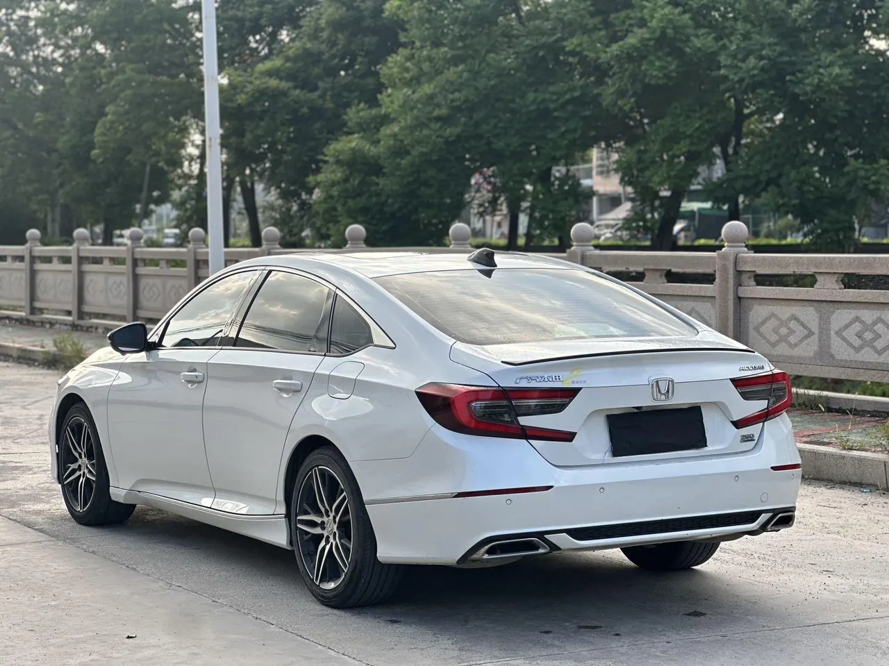 Honda 2022 10th Generation Accord 1.5T Stepless 260TURBO Magic Night Premium Edition Automatic Gear 8