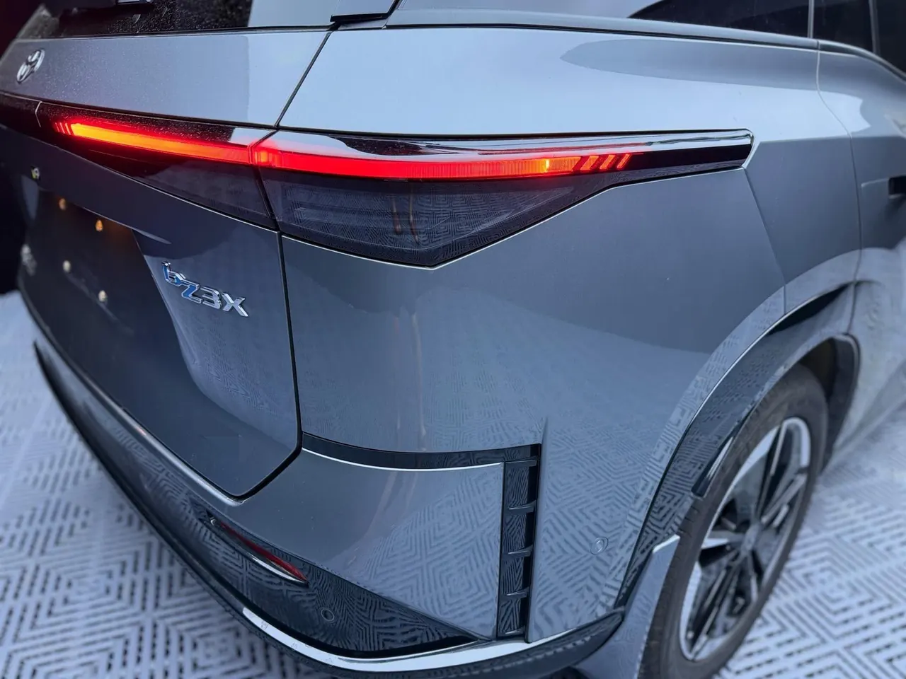 Toyota 2025 Platinum Intelligence 3X 520 Pro Advanced Intelligence Driving Edition Automatic Gear 7