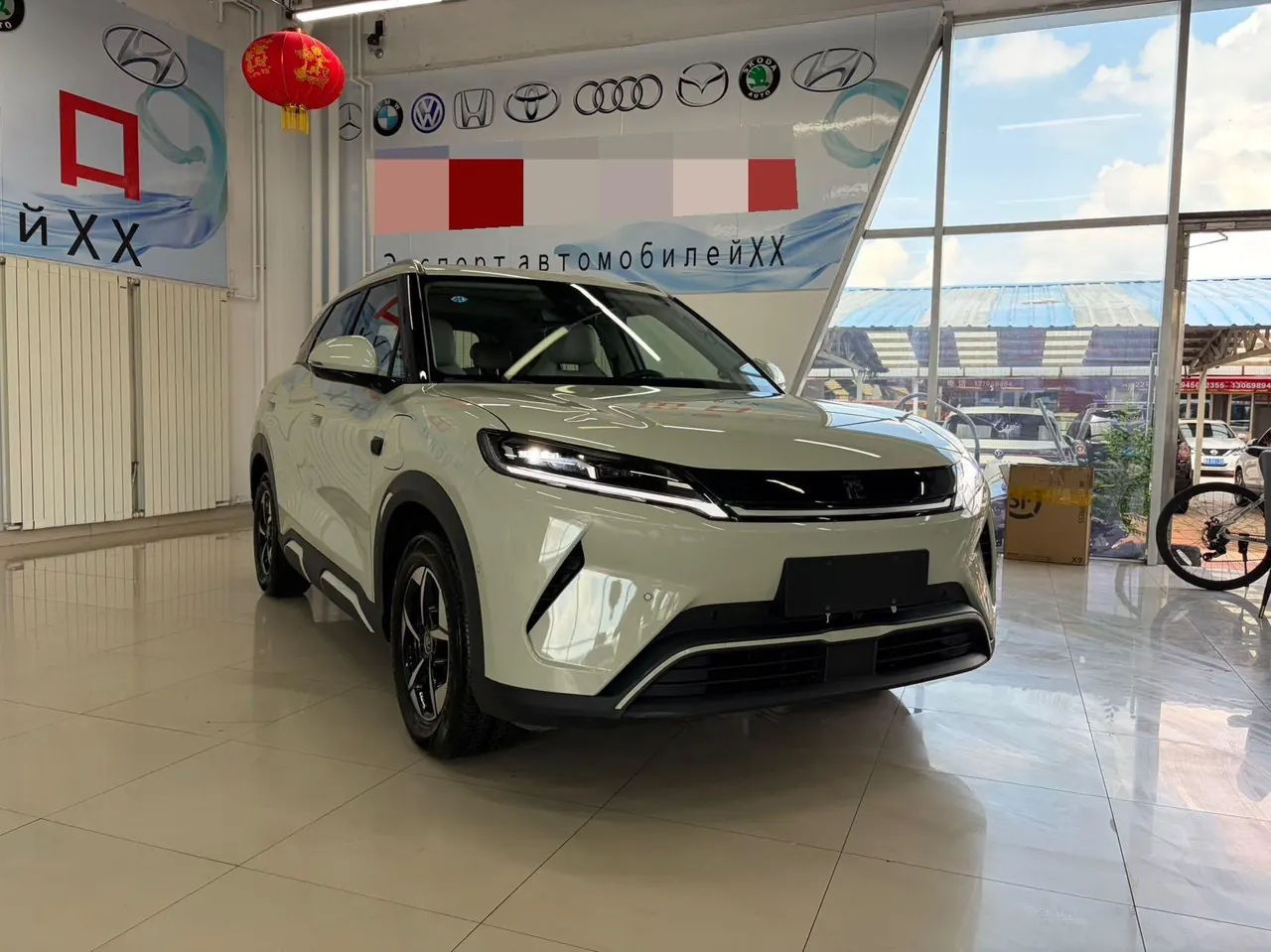 BYD 2025 Yuan UP Smart Driving 401KM Exceed Automatic Gear 3