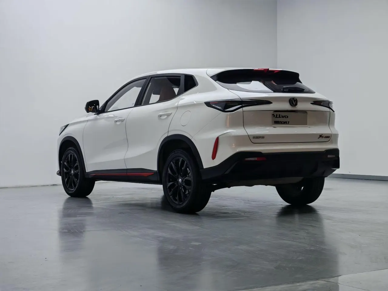 ChangAn 2026 X5 PLUS 1.5T Excellent PRO Automatic Gear 4