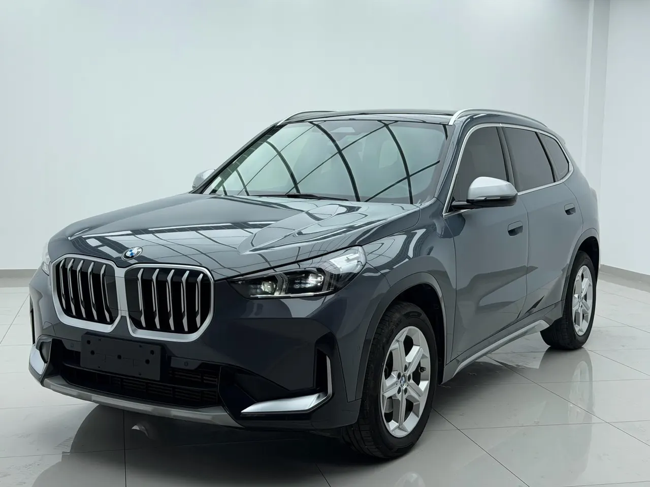 BMW 2023 X1 sDrive20Li 1.5T X Design Package Automatic Transmission - View 1