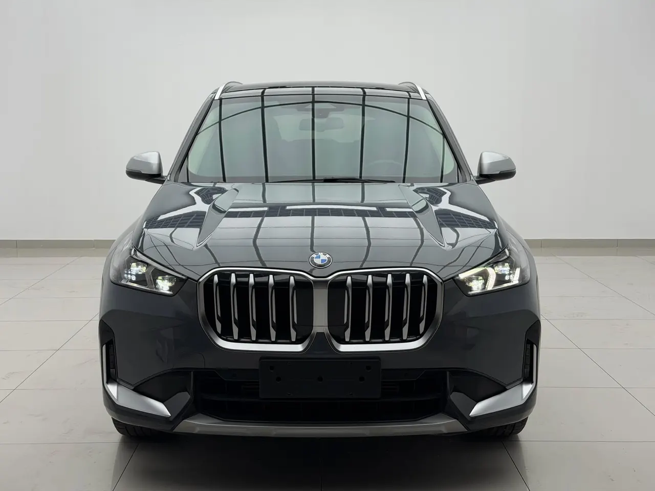 BMW 2023 X1 sDrive20Li 1.5T X Design Package Automatic Transmission 3